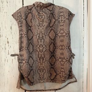 NY&Co. snakeskin tank